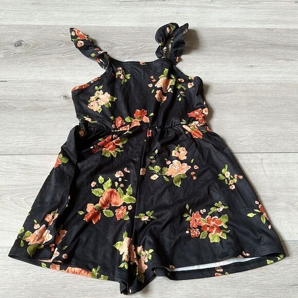 Society &‎ Stitch Flutter Tank Romper Black Floral M Stitch Fix NWT - Picture 4 of 4
